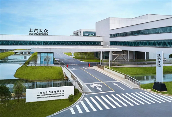 品牌丨合资品牌销冠续写传奇：上汽大众以"油电并进"迎战2025