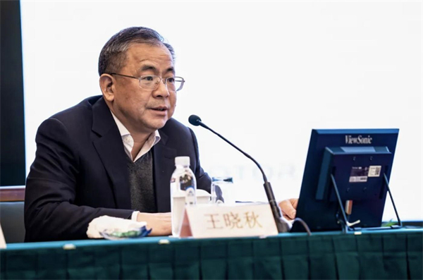 上汽转型进击：自主握指为拳，合资以变应变