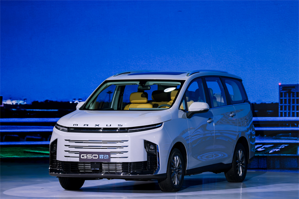 大空间、更省钱、长续航，“国民家用MPV”上汽大通G50混动MPV开启预售，满足家庭用车、旅游出行等全需求！